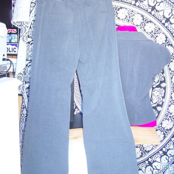 BCX Light Gray Pant Suit Sz M/9 - Picture 8 of 8